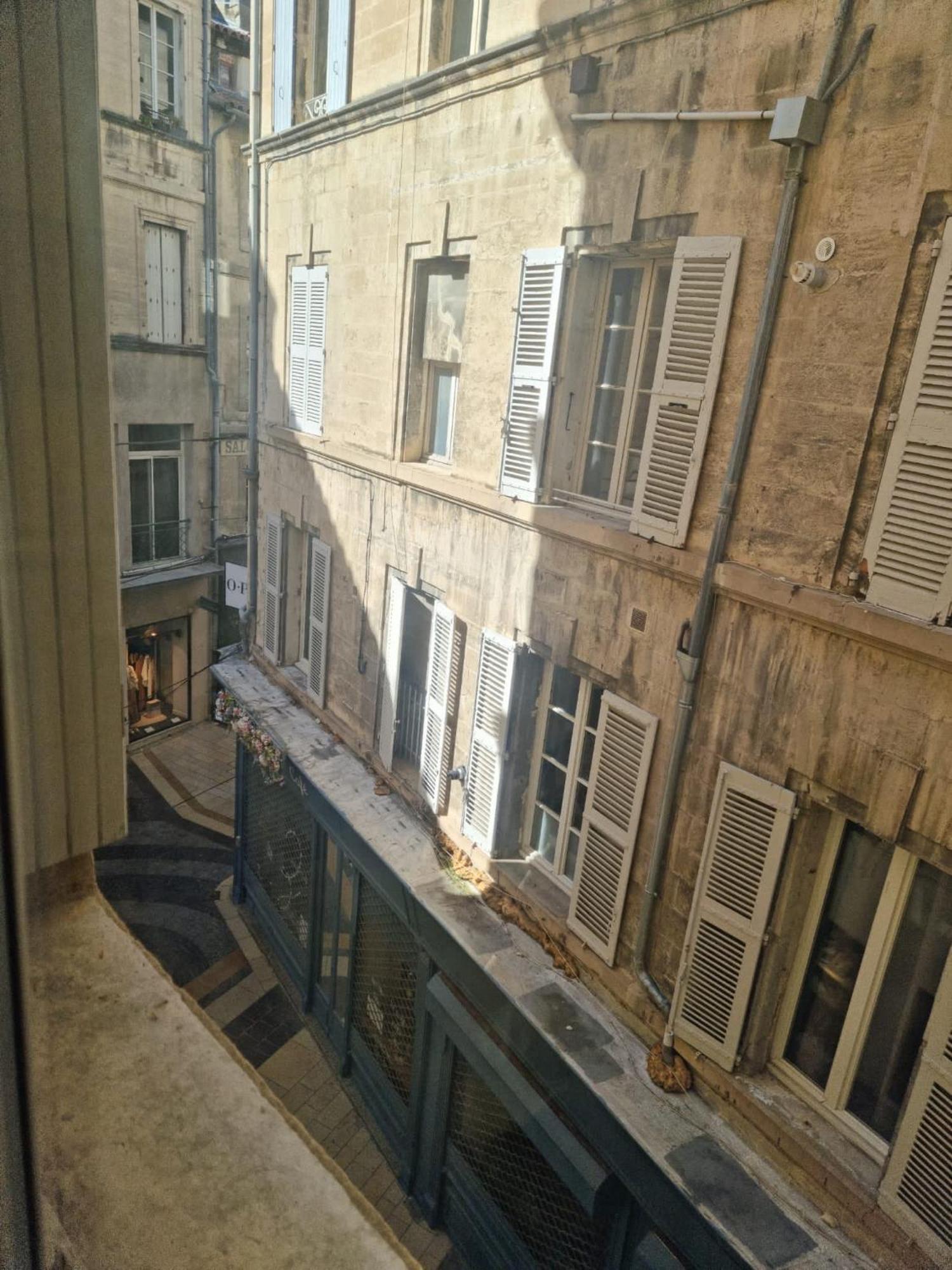 Appartement Intramuros En Hyper Centre Ville アヴィニョン エクステリア 写真